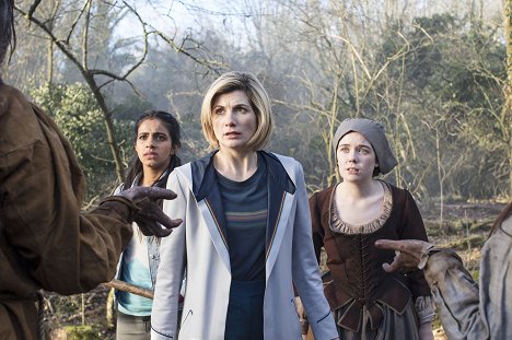 Mandip Gill, Jodie Whittaker, Tilly Steele - Doctor Who - The Witchfinders - Photos
