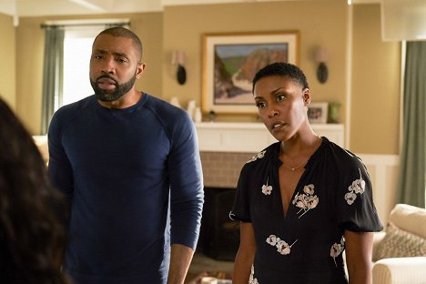 Cress Williams, Christine Adams - Black Lightning - And Then the Devil Brought the Plague: The Book of Green Light - Van film