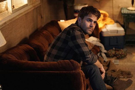 Paul Wesley - Tell Me a Story - Chapter 5: Madness - Photos
