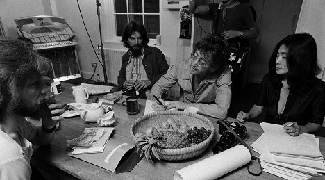 Klaus Voormann, George Harrison, John Lennon, Yoko Ono