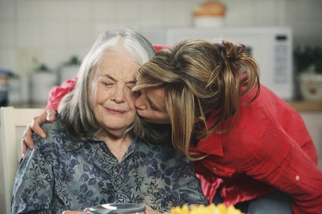 Lois Smith, Felicity Huffman - Desperate Housewives - Let Me Entertain You - Filmfotos