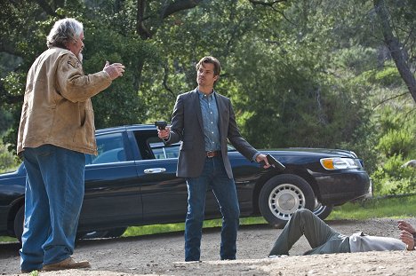 M.C. Gainey, Timothy Olyphant - Justified - Bulletville - Photos