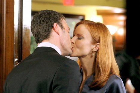 Brian Austin Green, Marcia Cross - Desperate Housewives - Pleasant Little Kingdom - Van film