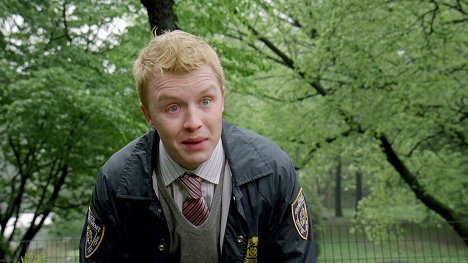 Noel Fisher - Zákon a pořádek: Útvar pro zvláštní oběti - Zebras - Z filmu