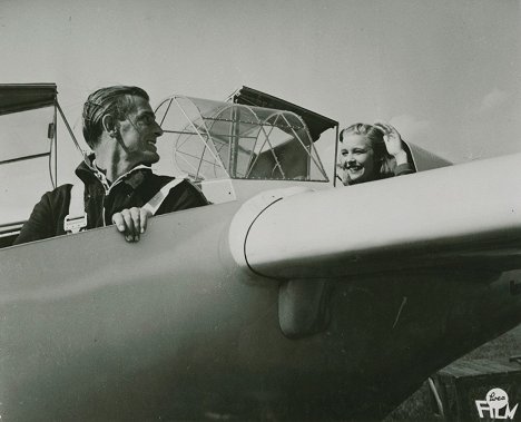 Lasse Dahlquist, Alice Babs - Örnungar - Filmfotos