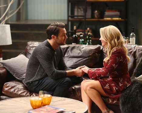 Jonathan Sadowski, Emily Osment - Young & Hungry - Young & Hold - Do filme