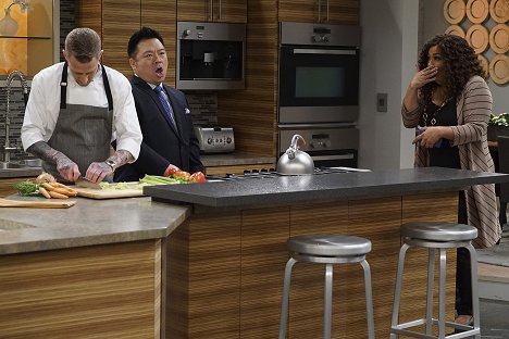 Michael Voltaggio, Rex Lee, Kym Whitley - Young & Hungry - Young & Amnesia - Photos