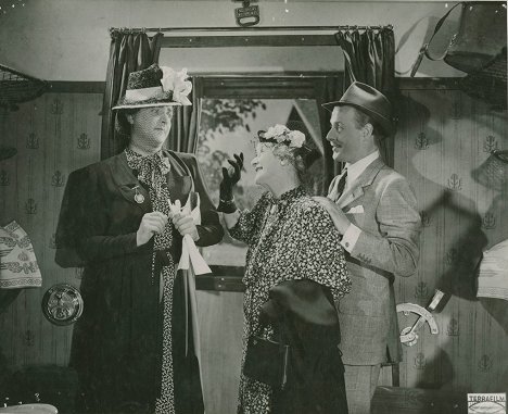 Stig Järrel, Gull Natorp, Hasse Ekman - Fram för lilla Märta - Photos