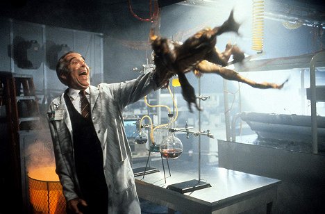 Christopher Lee - Gremlins 2: The New Batch - Photos