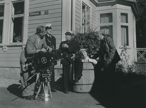 Gösta Roosling, Nils Poppe - Stackars lilla Sven - Tournage