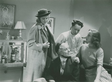 Ingrid Bergman, Marianne Löfgren, Lill-Tollie Zellman, Marianne Aminoff - June Night - Photos