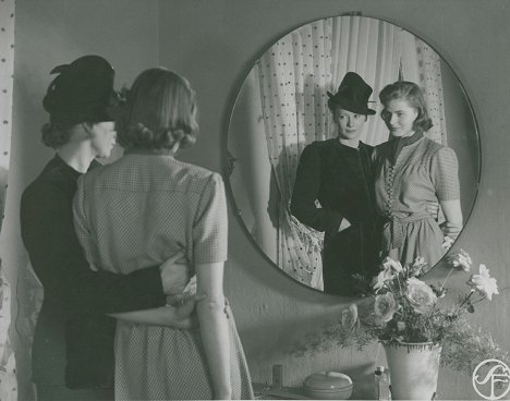 Lill-Tollie Zellman, Ingrid Bergman - Noche de junio - De la película