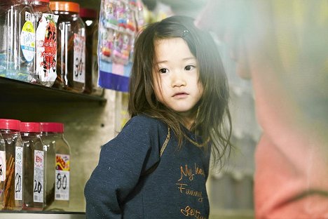 Miyu Sasaki - Shoplifters - perhesalaisuuksia - Kuvat elokuvasta