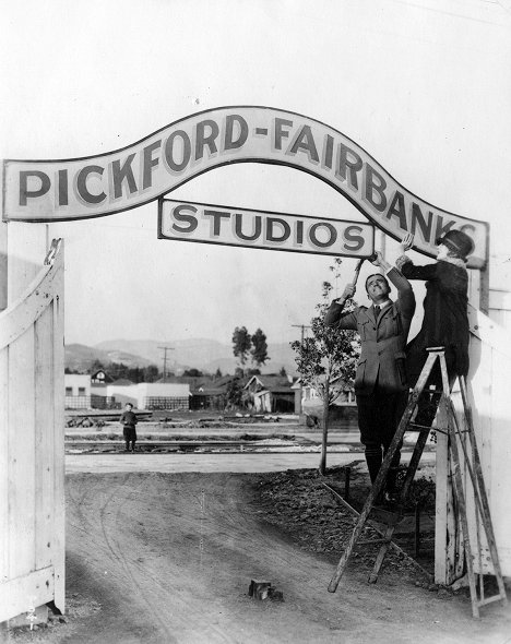 Douglas Fairbanks, Mary Pickford - Douglas Fairbanks, Stummfilmheld und Hollywoodlegende - Filmfotos
