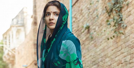 Anushka Sharma - Nadel & Faden - Made In India - Filmfotos