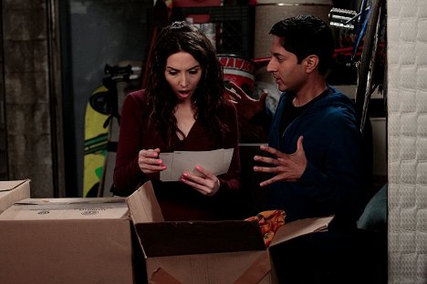 Whitney Cummings, Maulik Pancholy - Whitney - The Ex Box - Photos