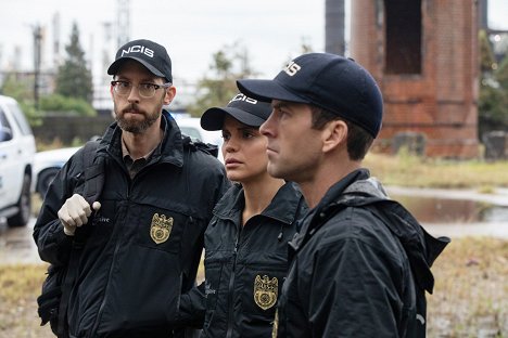 Rob Kerkovich, Vanessa Ferlito, Lucas Black - Námořní vyšetřovací služba: New Orleans - Pomsta - Z filmu
