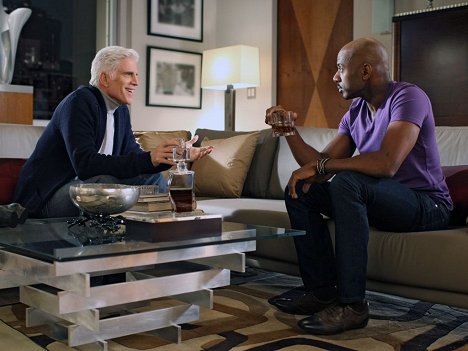 Ted Danson, Romany Malco - Bored to Death - The Case of the Lonely White Dove - Photos