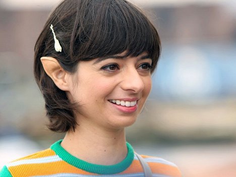Kate Micucci - Bored to Death - The Case of the Grievous Clerical Error! - Photos
