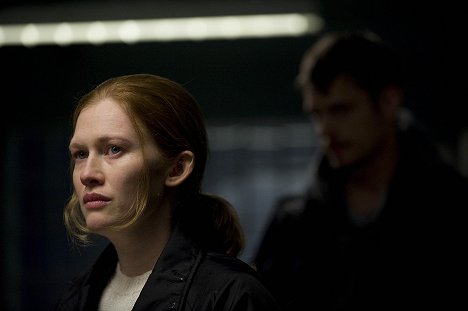 Mireille Enos - The Killing - The Cage - De la película