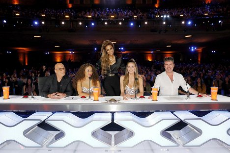 Howie Mandel, Melanie Brown, Tyra Banks, Heidi Klum, Simon Cowell - America's Got Talent: The Champions - Forgatási fotók