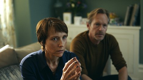 Lia Williams, Steven Mackintosh - Kiri - Episode 3 - Photos