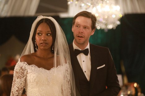 Xosha Roquemore, Ike Barinholtz - The Mindy Project - It Had to Be You - Filmfotos
