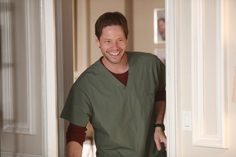 Ike Barinholtz - The Mindy Project - It Had to Be You - Filmfotos