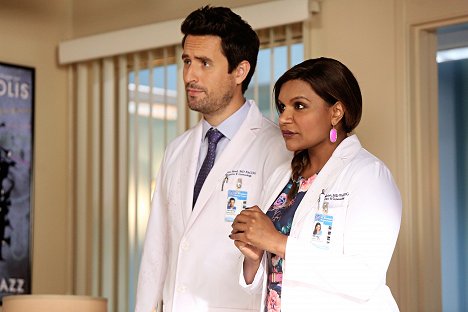 Ed Weeks, Mindy Kaling - The Mindy Project - Margaret Thatcher - Photos