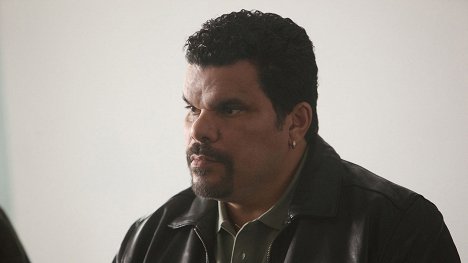 Luis Guzmán - How to Make It in America - In or Out - Photos