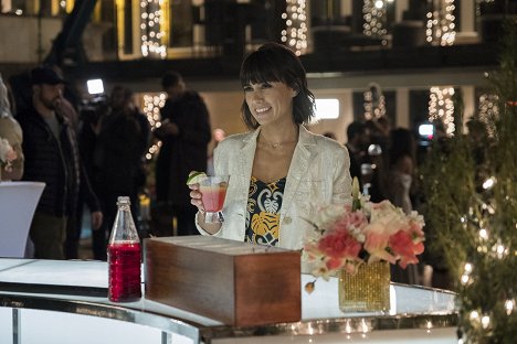 Constance Zimmer - UnREAL - All In - Filmfotos