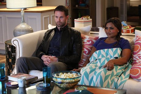Garret Dillahunt, Mindy Kaling - The Mindy Project - The Greatest Date in the World - Photos
