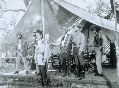 Richard Boone - The Alamo - Photos