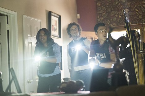 Aisha Tyler, Matthew Gray Gubler, Daniel Henney - Mentes criminales - Rule 34 - De la película