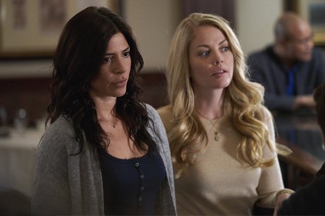 Cindy Sampson, Bree Williamson - Private Eyes - Getaway with Murder - Photos