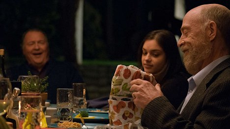 Odeya Rush, J.K. Simmons - The Bachelors - Z filmu