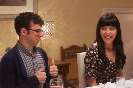 Simon Bird, Sophia Di Martino - Páteční večeře - The Girlfriend - Z filmu