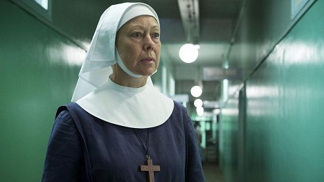 Jenny Agutter - Call the Midwife - Episode 4 - Photos