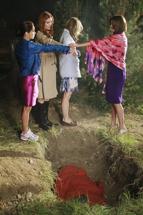 Eva Longoria, Marcia Cross, Teri Hatcher - Zoufalé manželky - Břemeno tajemství - Z filmu