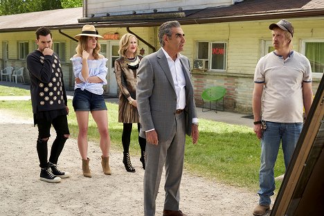 Dan Levy, Annie Murphy, Catherine O'Hara, Eugene Levy, Chris Elliott - Schitt's Creek - Friends & Family - Filmfotók