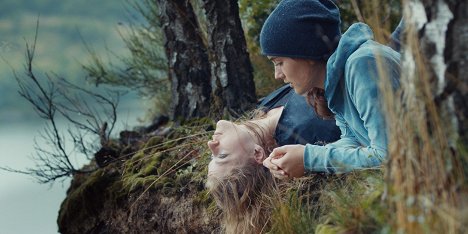 Lara Feith, Paula Hüttisch - Luft - Film
