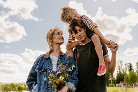 Sofia Pekkari, Rasmus Luthander, Rolf Ek - Die Tage, an denen die Blumen blühen - Werbefoto