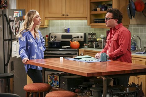 Kaley Cuoco, Johnny Galecki - The Big Bang Theory - The Propagation Proposition - Photos
