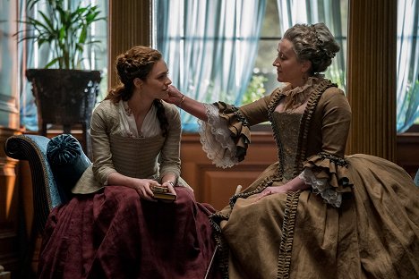Sophie Skelton, Maria Doyle Kennedy - Outlander - If Not for Hope - Photos