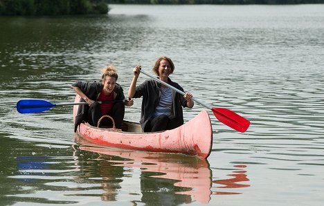 Lenka Zahradnická, Lenka Vlasáková - Případ dvou manželek - Z filmu