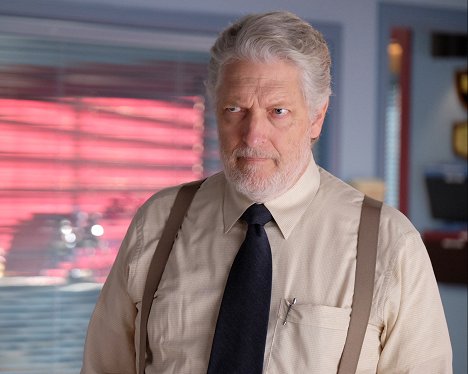 Clancy Brown - Schooled - Lainey's All That - Z filmu