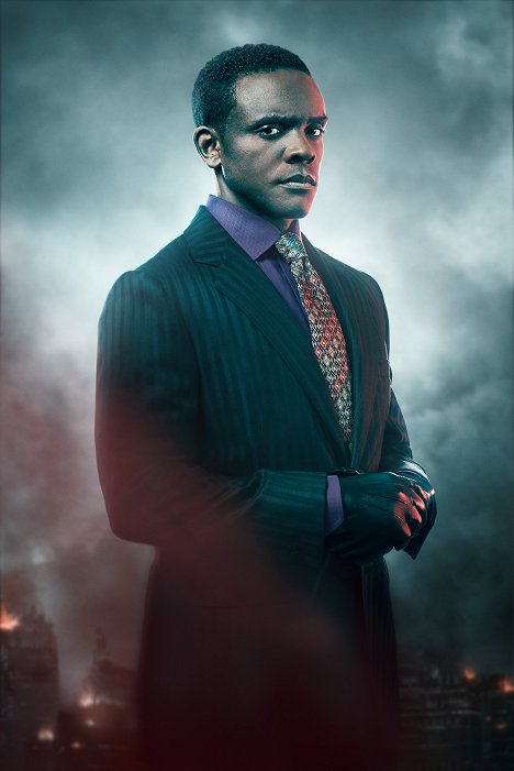 Chris Chalk - Gotham - Legend of the Dark Knight - Werbefoto