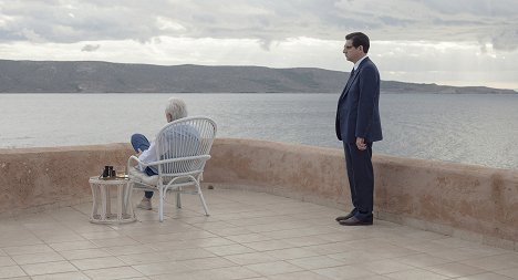 Yannis Drakopoulos - Oiktos - Kuvat elokuvasta