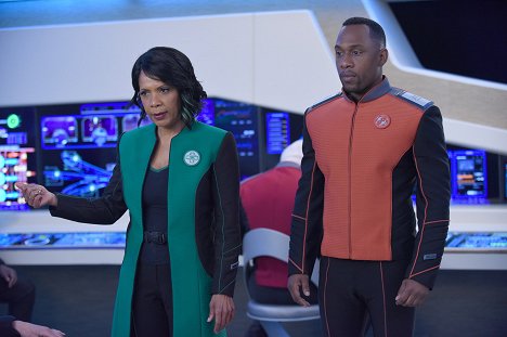 Penny Johnson Jerald, J. Lee - The Orville - Home - Photos