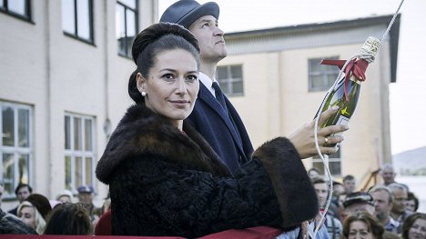 Pia Tjelta, Per Kjerstad - El tiempo de la felicidad - De la película